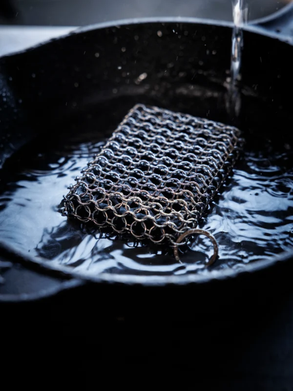 Chainmail cleaning pad